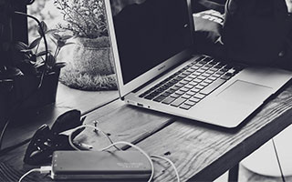 曼联2人组引期待！中场重组，梅努的未来真能迎来转机？